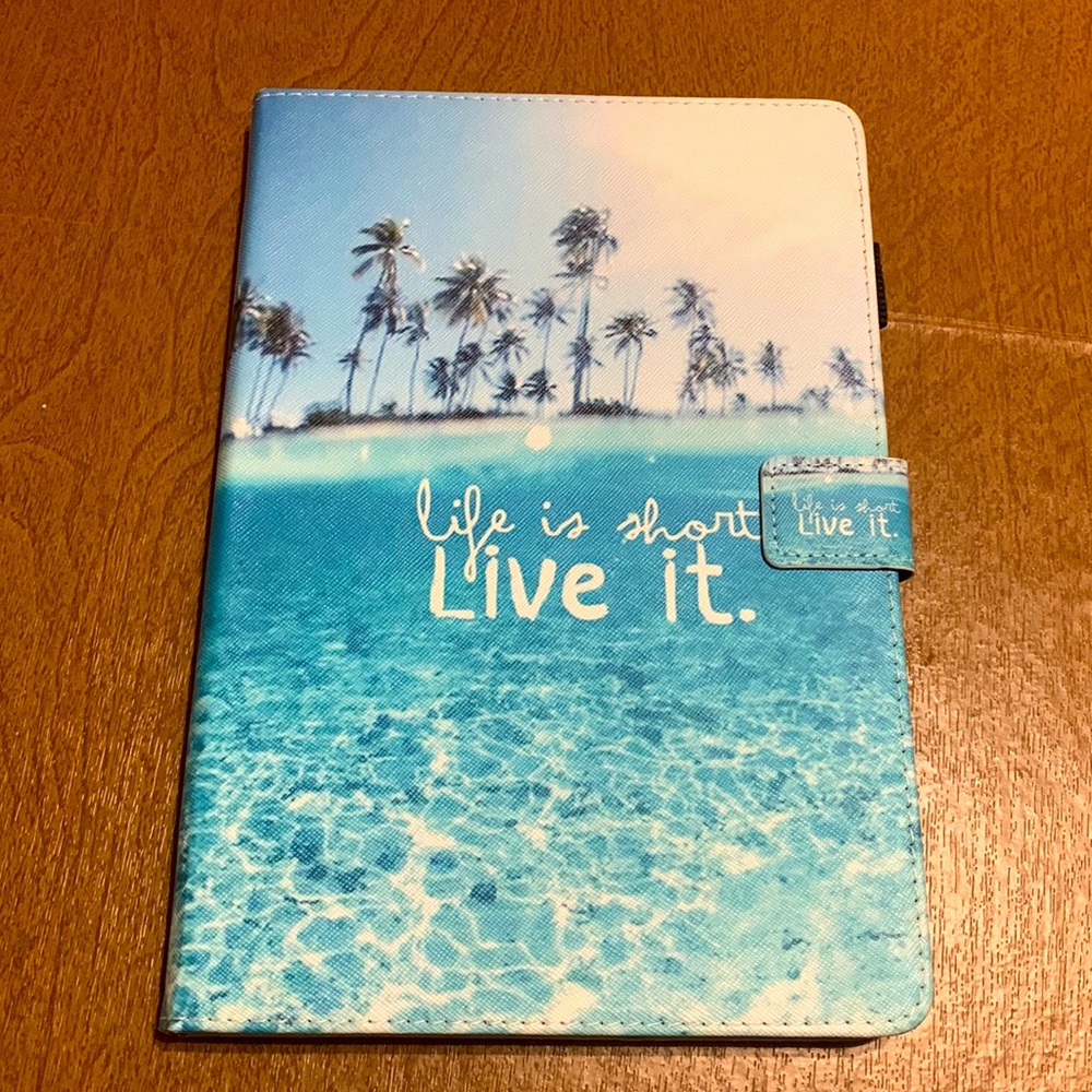 *NEVER USED* IPAD CASE